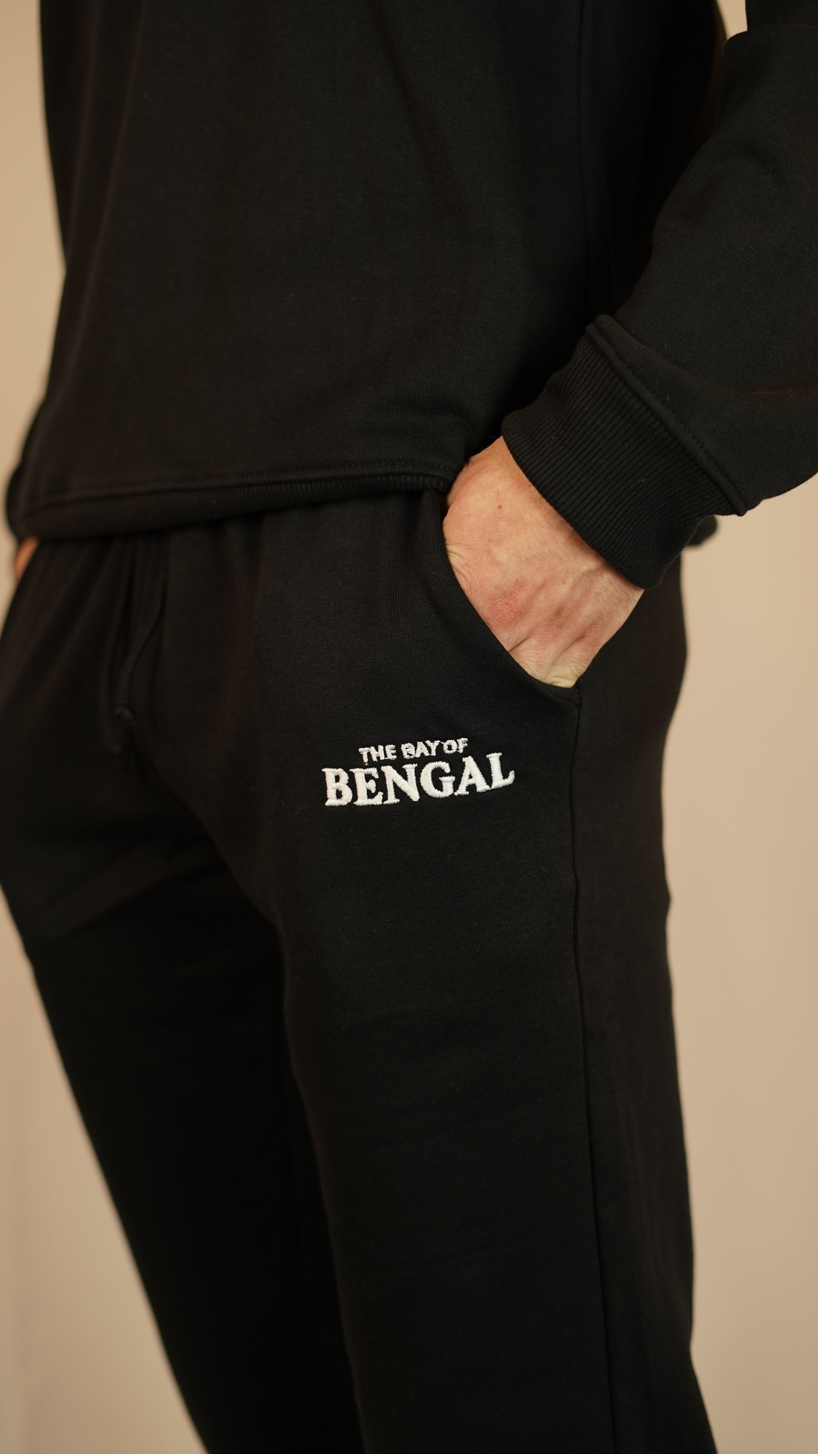 Black Straight-leg Sweatpants
